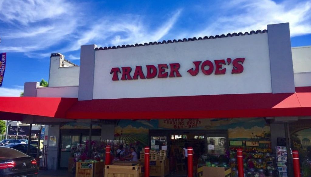Trader Joe's Store on La Brea and Third - Sunny in LA