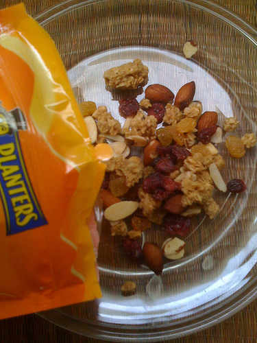 Planters Daybreak Blend Berry Almond Trail Mix