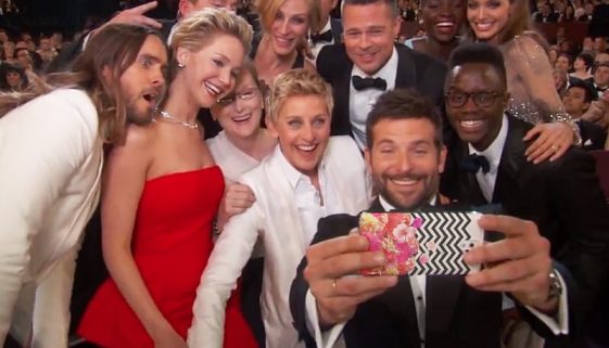 Oscar selfie of Hollywood celebs