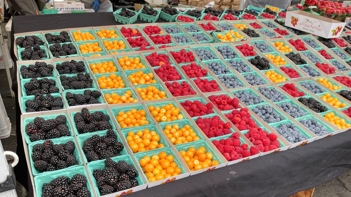 Larchmont Village Farmers Market